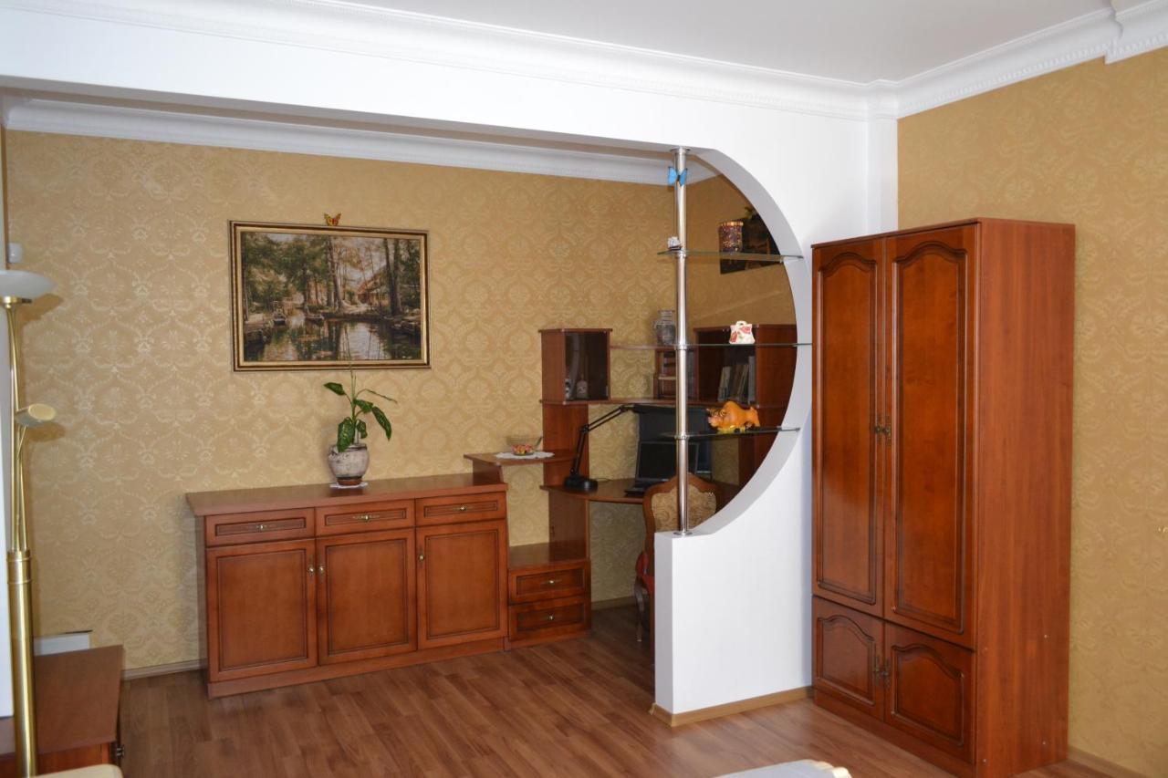 Executive Suite In The Centre Ternópil Exterior foto