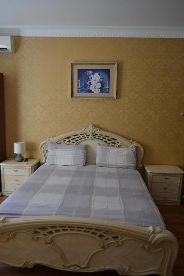 Executive Suite In The Centre Ternópil Exterior foto